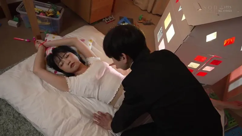 Trả thù anh trai thường xuyên bắt nạt bằng cách nắc con ghệ anh ấy